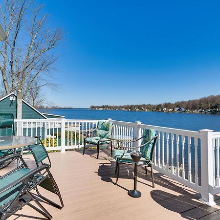 Waterfront Wolcott Vacation Rental With Deck And Views Esterno foto