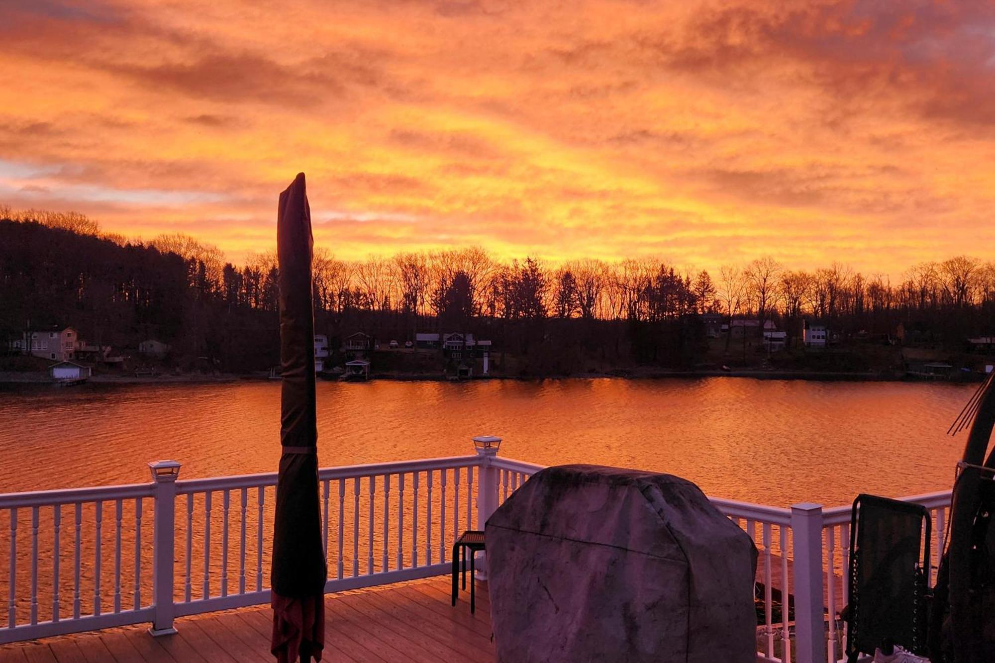 Waterfront Wolcott Vacation Rental With Deck And Views Esterno foto