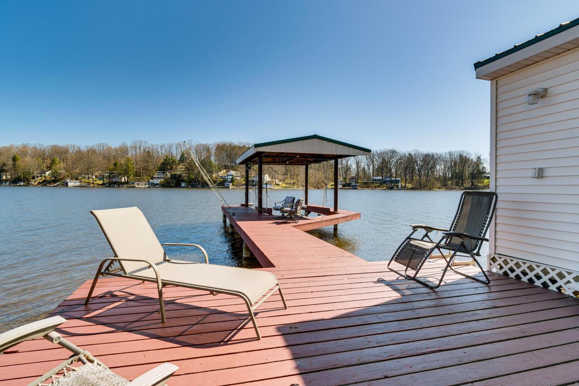 Waterfront Wolcott Vacation Rental With Deck And Views Esterno foto