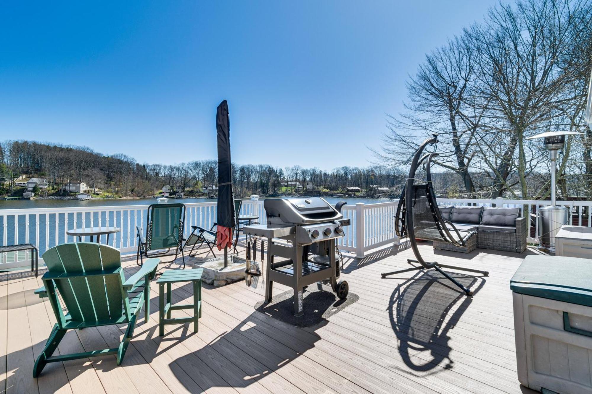 Waterfront Wolcott Vacation Rental With Deck And Views Esterno foto